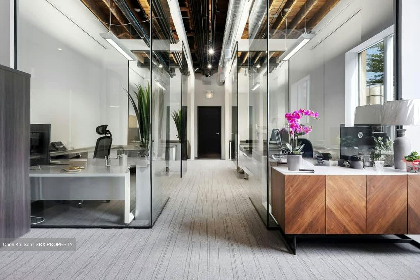 Goodland Group Building (D19), Office #613754241